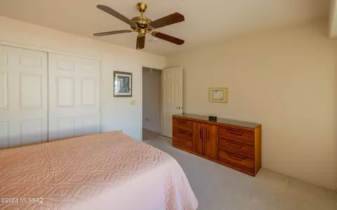 Bedroom - 65756 E Rose Crest Dr, Saddlebrooke, AZ 85739 photo 5 of 5