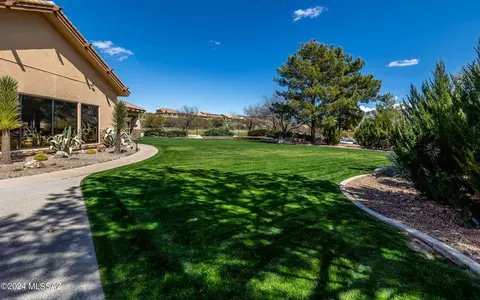Exterior - 65756 E Rose Crest Dr, Saddlebrooke, AZ 85739 photo 8 of 9