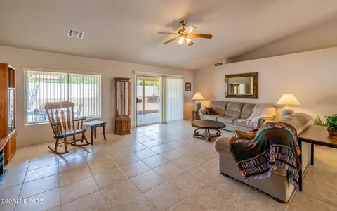 Living - 65756 E Rose Crest Dr, Saddlebrooke, AZ 85739 photo 3 of 3