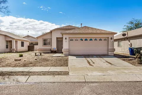 Exterior - 6432 E Nelson Dr, Tucson, AZ 85730 photo 2 of 13