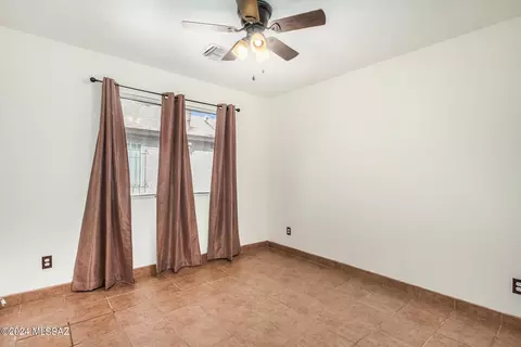Bedroom - 6432 E Nelson Dr, Tucson, AZ 85730 photo 2 of 5