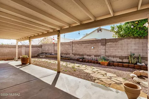 Exterior - 6432 E Nelson Dr, Tucson, AZ 85730 photo 10 of 13