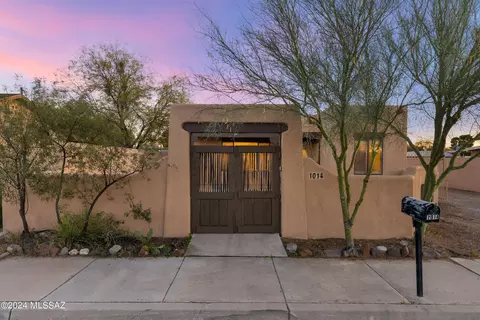 1014 E Irwin Pl, Tucson, AZ 85719
