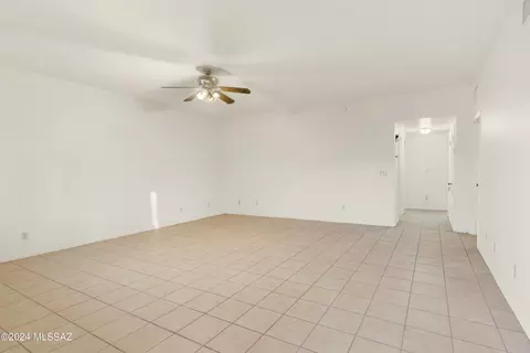 1014 E Irwin Pl, Tucson, AZ 85719 photo 9