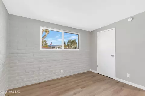 8452 E 19th St, Tucson, AZ 85710 photo 24