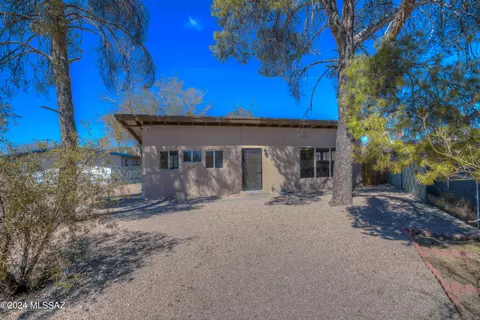 2107 E Silvosa St, Tucson, AZ 85713