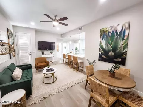 Living - 2032 E River Rd #200, Tucson, AZ 85718 photo 1 of 2