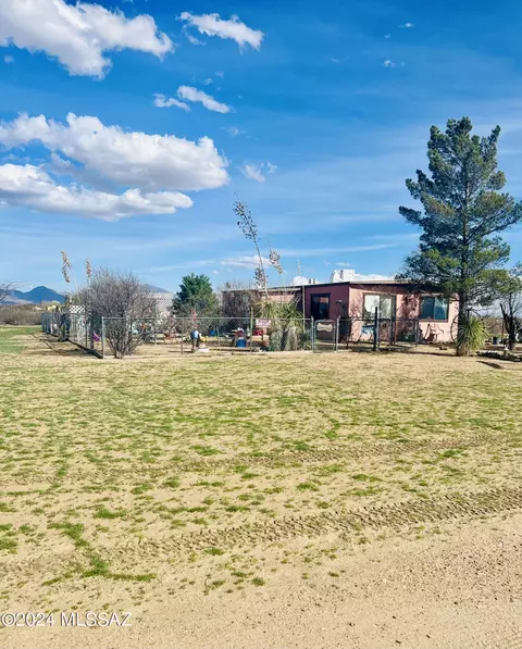 2260 N Alaire Ln, Willcox, AZ 85644