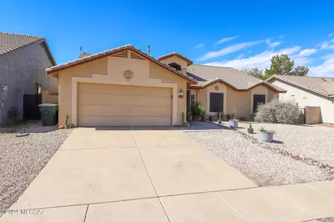 7966 S New Abbey Dr, Tucson, AZ 85747