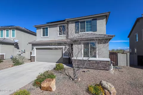 950 W Calle Moa, Sahuarita, AZ 85629