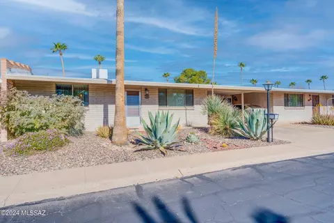38 S Azurite Dr, Tucson, AZ 85745