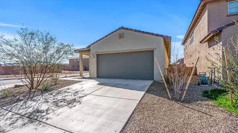 6977 W Ferntree Ln, Tucson, AZ 85757