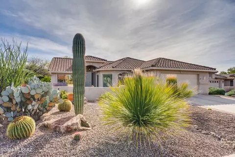 2382 E Mayview Dr, Green Valley, AZ 85614