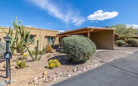 115 E Cholla Shadows Dr, Oro Valley, AZ 85704