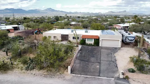 6441 N Mona Lisa Rd, Tucson, AZ 85741