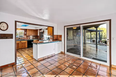 Kitchen - 405 E River Rd, Tucson, AZ 85704 photo 2 of 6