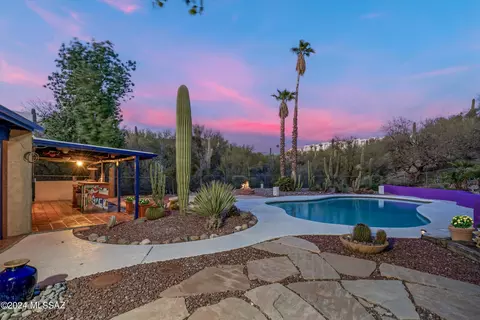 Exterior - 405 E River Rd, Tucson, AZ 85704 photo 6 of 9