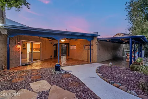 Exterior - 405 E River Rd, Tucson, AZ 85704 photo 5 of 9