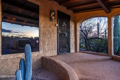 Exterior - 405 E River Rd, Tucson, AZ 85704 photo 2 of 9