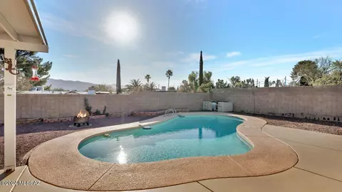 Exterior - 3221 S Champlain Ave, Tucson, AZ 85730 photo 3 of 3