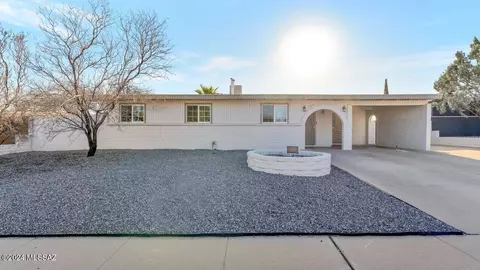 3221 S Champlain Ave, Tucson, AZ 85730