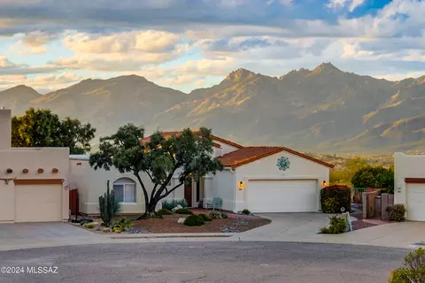 460 S Edgeside Ave, Tucson, AZ 85748