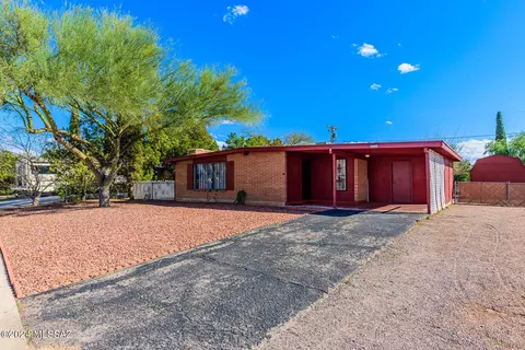 6532 E David Dr, Tucson, AZ 85730