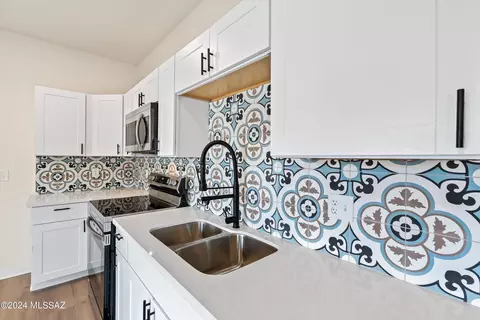 1061 E Irwin Pl, Tucson, AZ 85719 photo 9