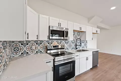 1061 E Irwin Pl, Tucson, AZ 85719 photo 8