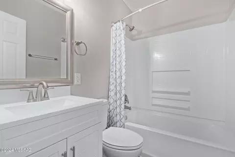 21 E Schilling Pl, Tucson, AZ 85706 photo 24