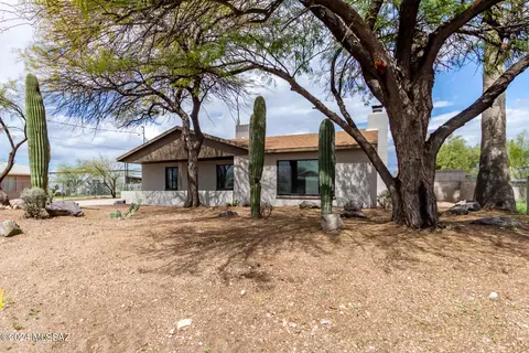 21 E Schilling Pl, Tucson, AZ 85706 photo 5