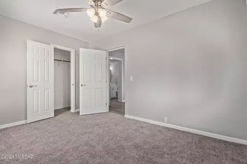 21 E Schilling Pl, Tucson, AZ 85706 photo 19