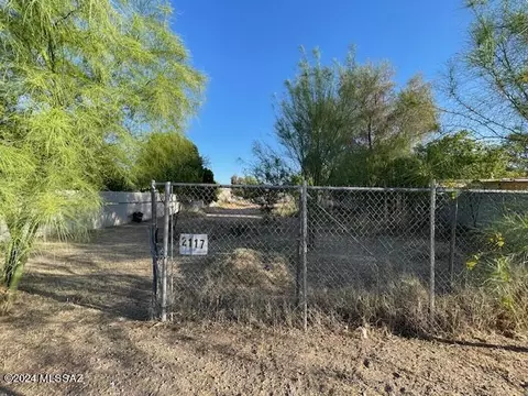 2117 W Wetmore Rd #2, Tucson, AZ 85705