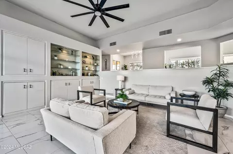 Living - 13005 E Cape Horn Dr, Tucson, AZ 85749 photo 4 of 6