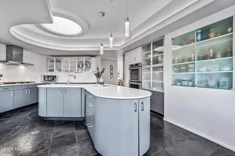 Kitchen - 13005 E Cape Horn Dr, Tucson, AZ 85749 photo 5 of 5