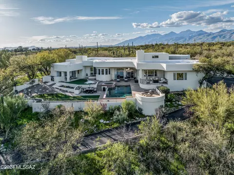 13005 E Cape Horn Dr, Tucson, AZ 85749