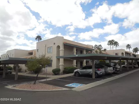 7666 E 22nd St #52, Tucson, AZ 85710