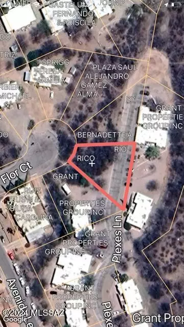 415 Flor Ct, Rio Rico, AZ 85648