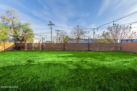 4112 E Sylvane Dr, Tucson, AZ 85711 photo 38