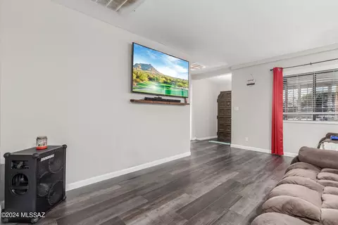 4112 E Sylvane Dr, Tucson, AZ 85711 photo 12