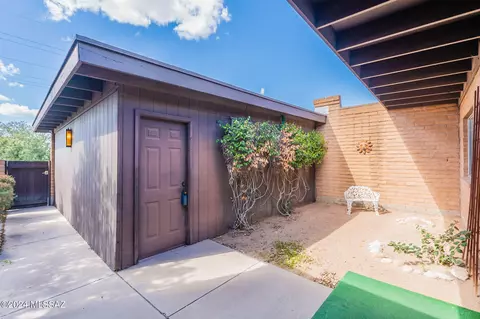 Exterior - 13 E Mediterranean Dr, Tucson, AZ 85704 photo 6 of 7