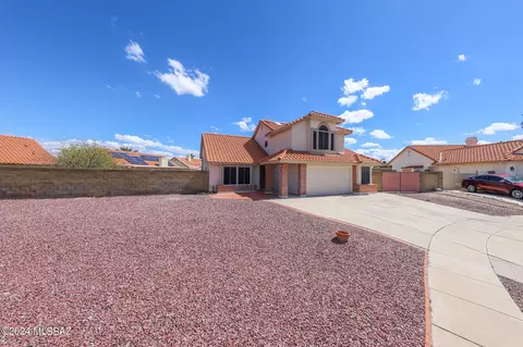 9610 E Glasgow Pl, Tucson, AZ 85747