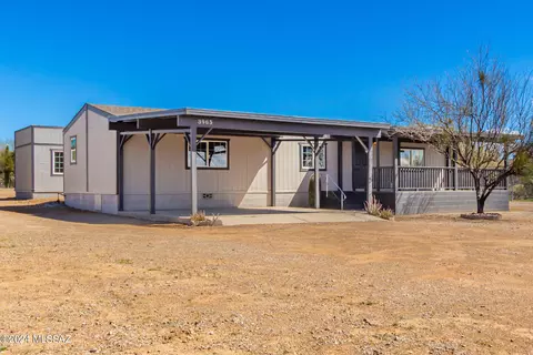 3965 S Silver Bridle Ln, Tucson, AZ 85735