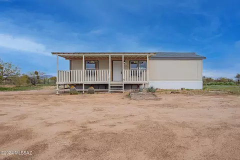 16930 W Chumblers Rd, Tucson, AZ 85736