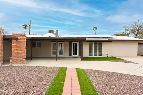 8502 E 24th St, Tucson, AZ 85710