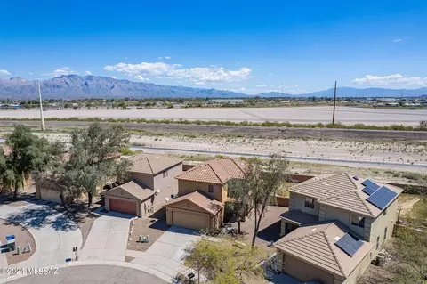 2039 W Silver Honey Pl, Tucson, AZ 85745