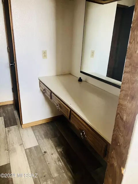 Bath - 143 N Curtis Ave, Willcox, AZ 85643 photo 2 of 3