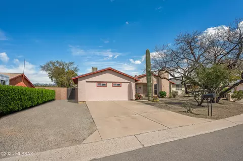4526 W Annabelle St, Tucson, AZ 85741