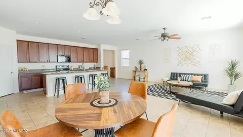 12533 N School Day Dr, Marana, AZ 85653