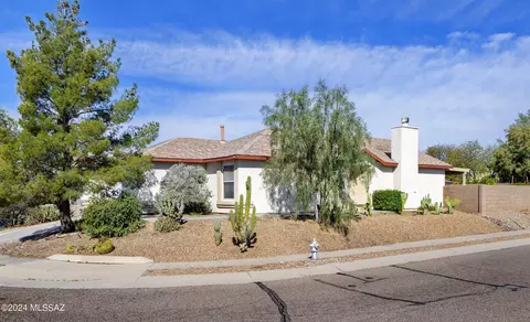 7063 E Mustang Flyer Way, Tucson, AZ 85730